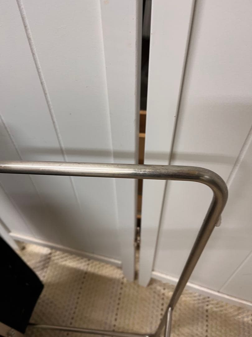 送料込み！オーストラリア Woodmark ラウンジチェア　シングル　モダン