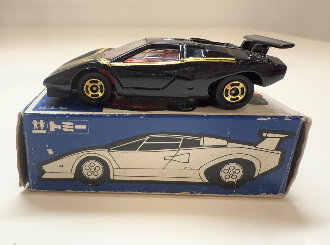 トミカ ランボルギーニ カウンタック LP500S 日本製 青箱 外国車シリーズ