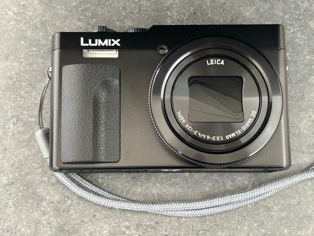 【美品・一度使用·バッテリー3個付】LUMIX TZ99ブラック