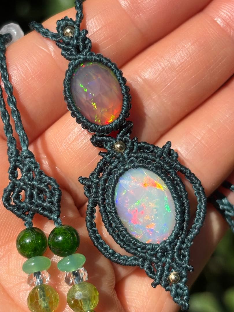 ◆ダブル オパール◆マクラメ編みペンダント
