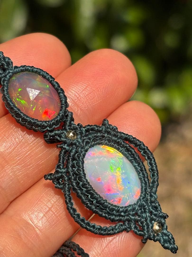 ◆ダブル オパール◆マクラメ編みペンダント