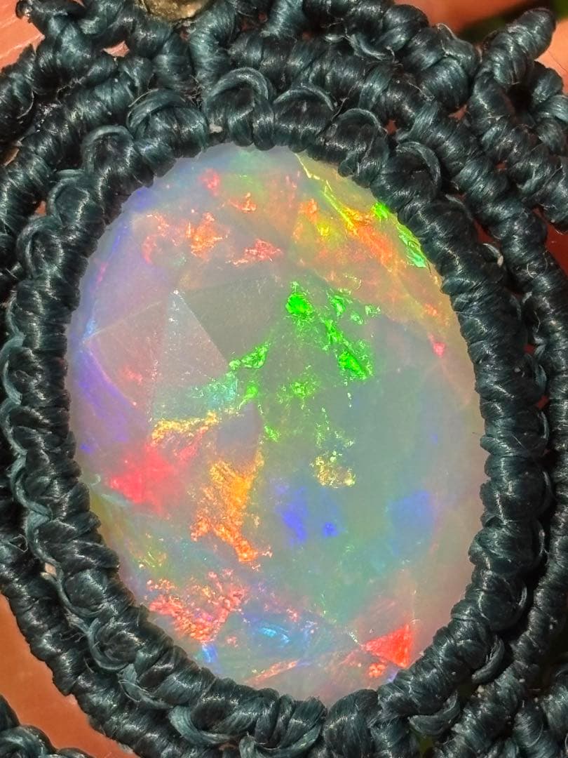 ◆ダブル オパール◆マクラメ編みペンダント