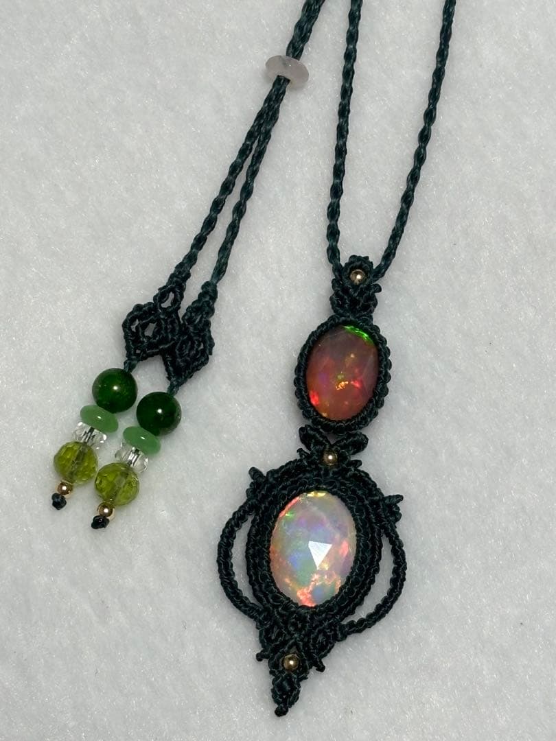 ◆ダブル オパール◆マクラメ編みペンダント