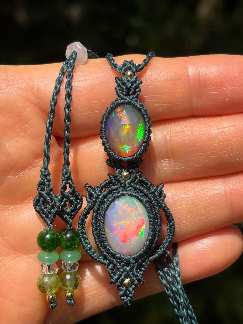 ◆ダブル オパール◆マクラメ編みペンダント