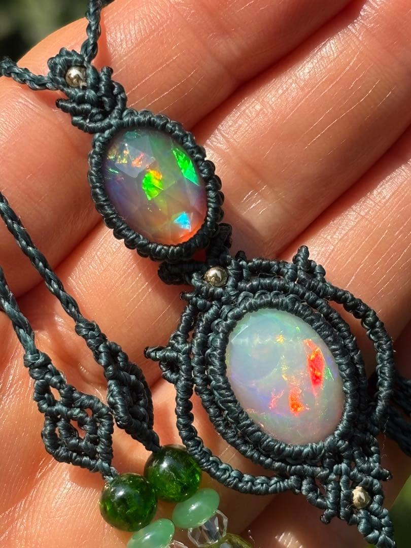 ◆ダブル オパール◆マクラメ編みペンダント