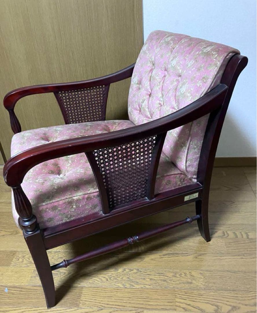【直接】モリシゲ家具　クラシックテイスト　花柄（薔薇）高級リビングアーム付チェア