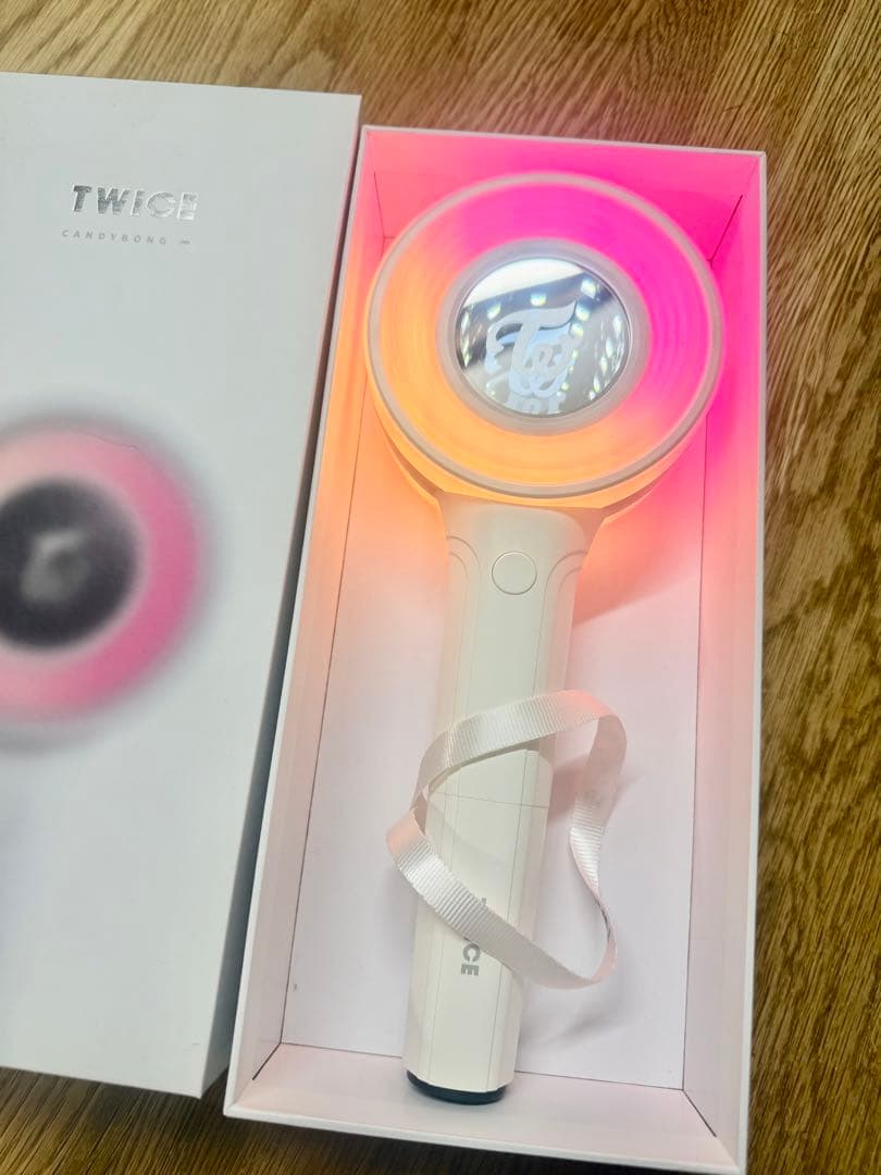 TWICE ペンライト LEDライト付き