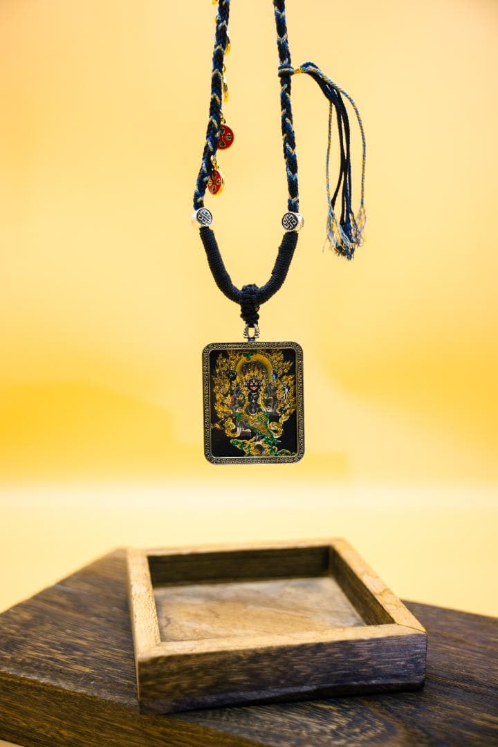 黒財神タンカペンダント仏像デザイン ネックレス
