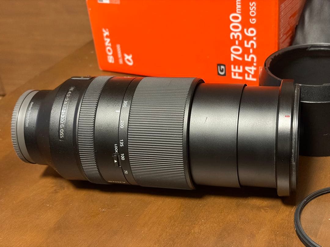 Sony FE 70-300mm F4.5-5.6 G OSS ズームレンズ