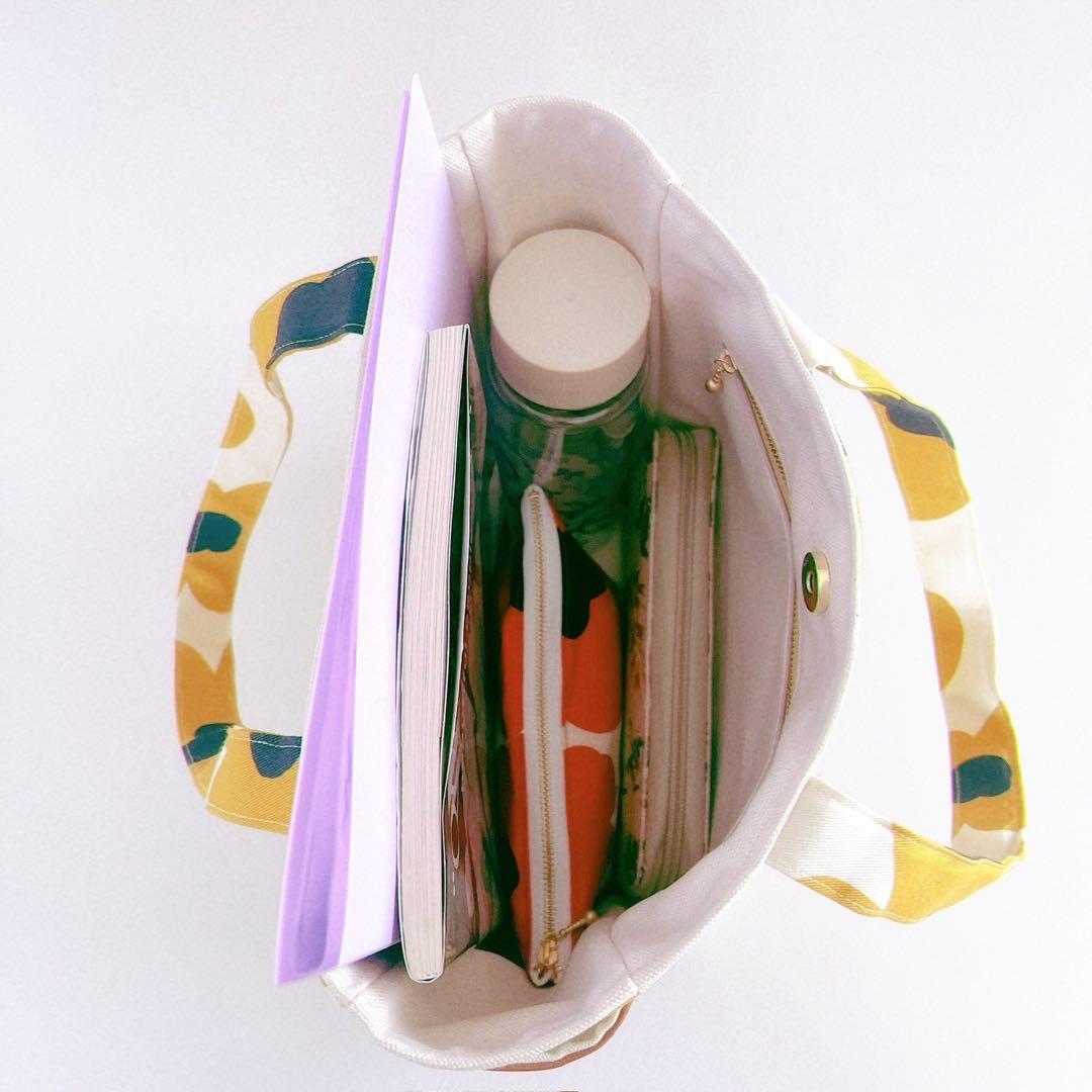 A4対応 花柄トート 合皮 自立 大容量 肩掛けOK【送料無料】