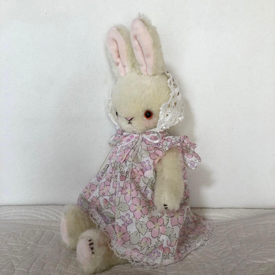 ハンドメイド　たち耳うさぎちゃん　アルパカ&ウールのぬいぐるみ