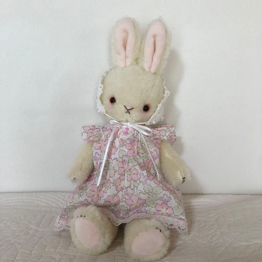 ハンドメイド　たち耳うさぎちゃん　アルパカ&ウールのぬいぐるみ