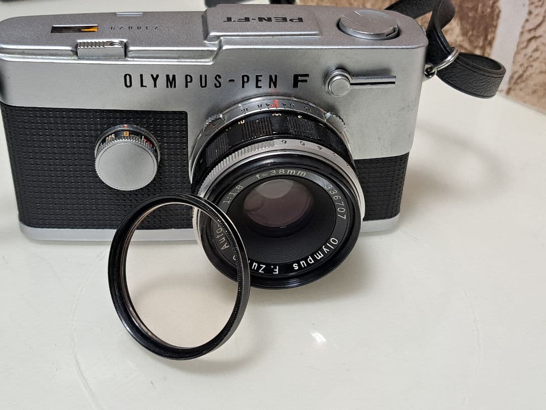 Olympus Pen F カメラ 　レンズ2本付き