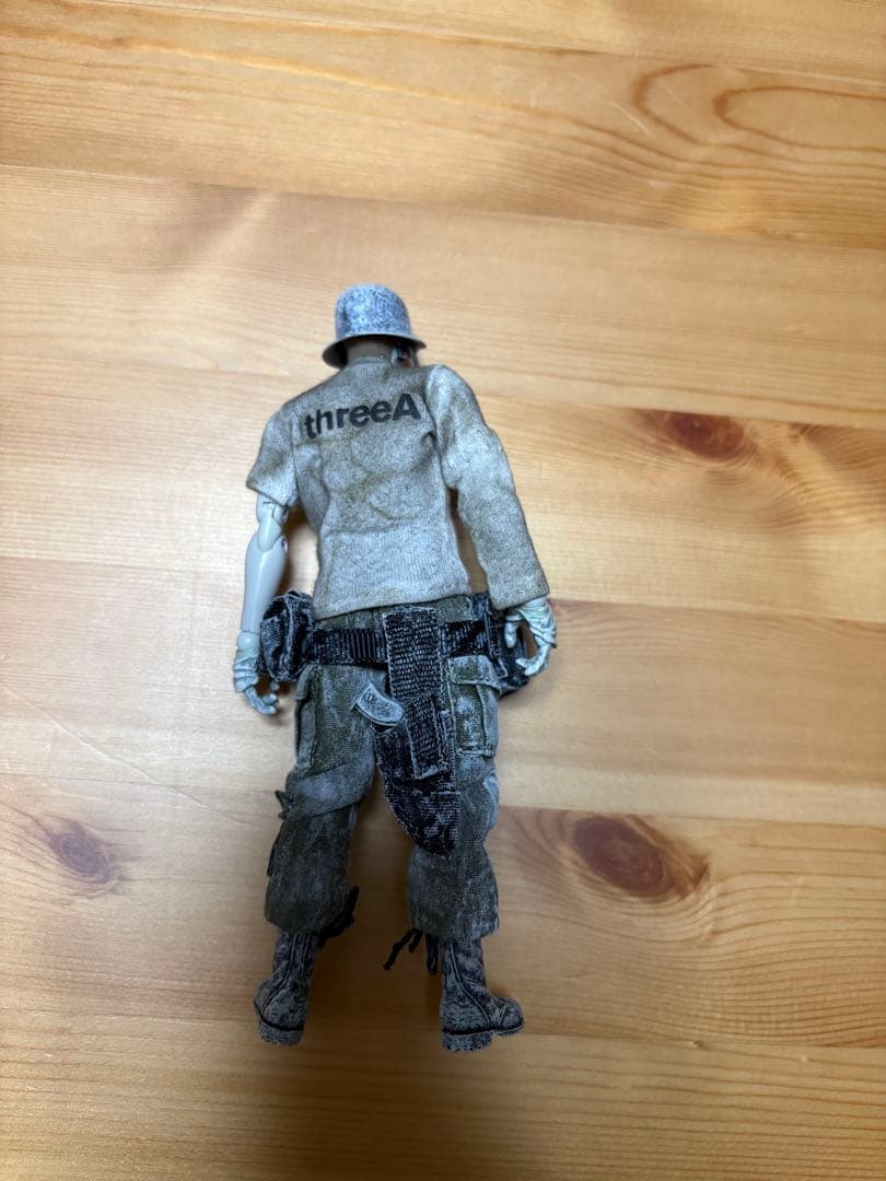 Threea toys スリーエーwwrp mezcoアクションフィギュア