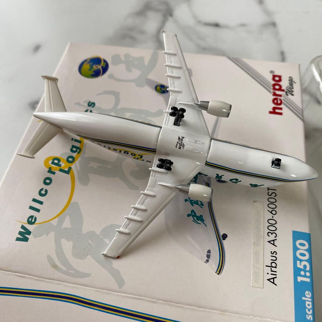 航空機・ヘリコプター Airbus A300-600ST WellCorp Logistics