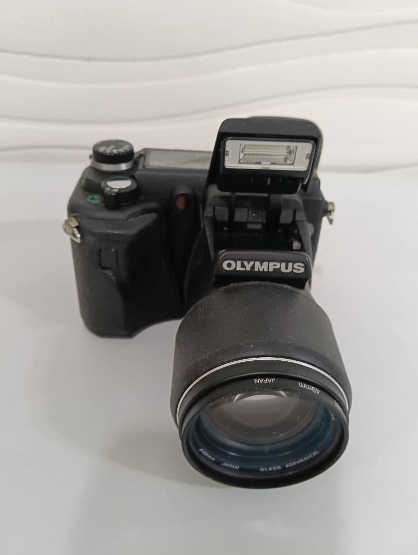 OLYMPUS CAMEDIA E-100RSとC-2100デジカメ 2台セット