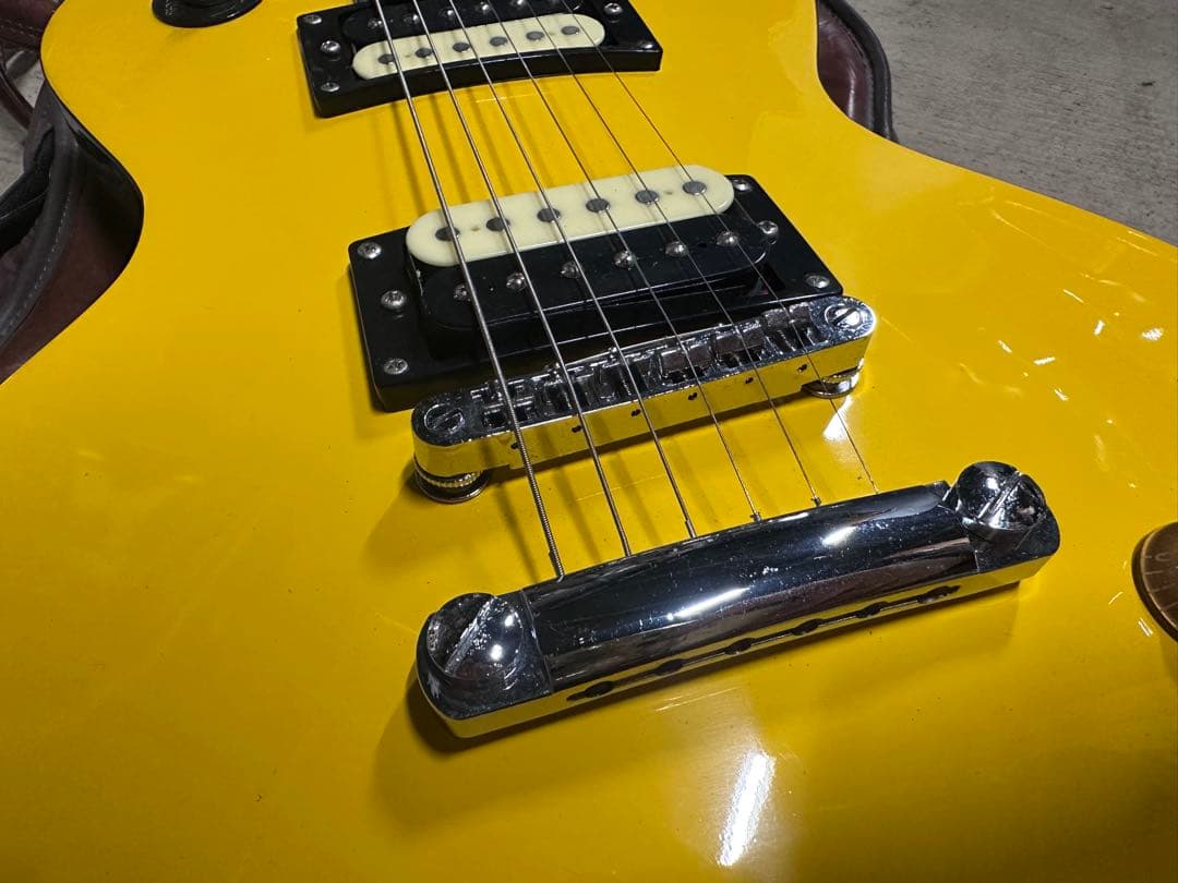 Tak Matsumoto Canary Yellow レプリカ