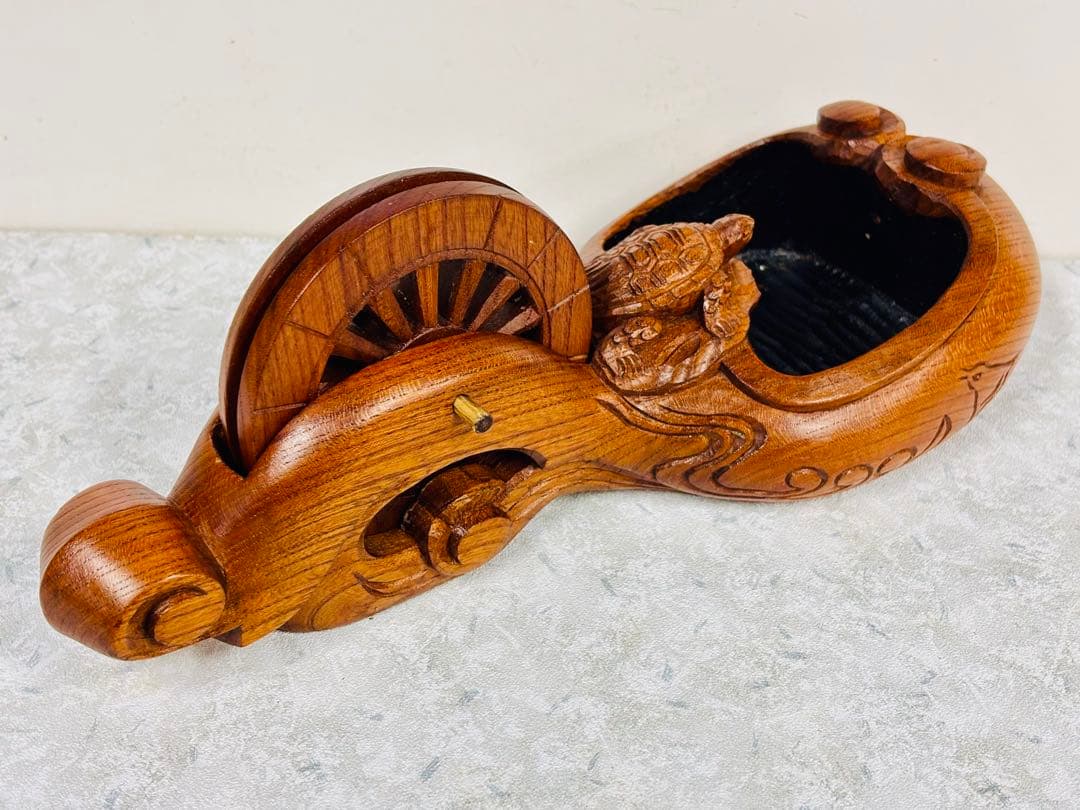 墨壺　大工道具　木彫　波千鳥　墨壷　墨坪　すみつぼ　墨ツボ　工芸品　彫刻