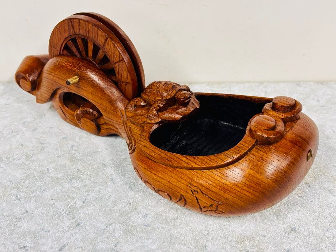墨壺　大工道具　木彫　波千鳥　墨壷　墨坪　すみつぼ　墨ツボ　工芸品　彫刻