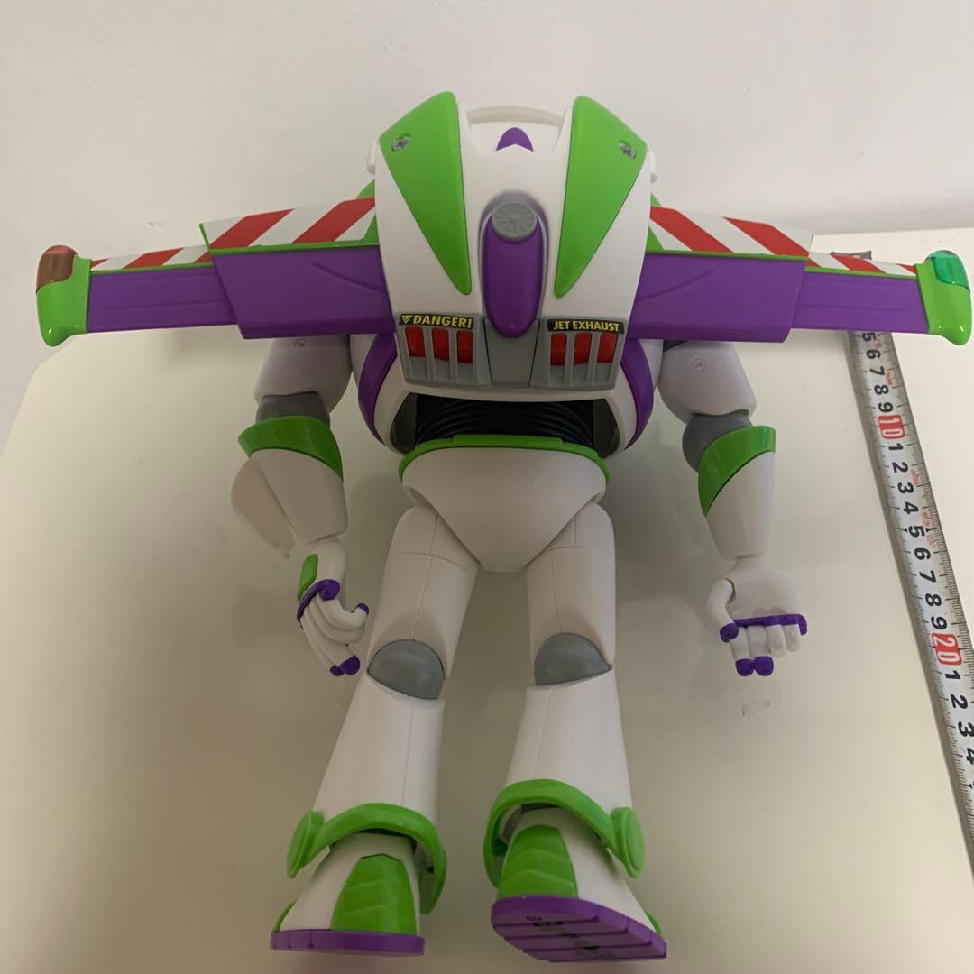 ゲ*ン様 トイストーリー　バズ・ライトイヤー　フィギュア　ポスター