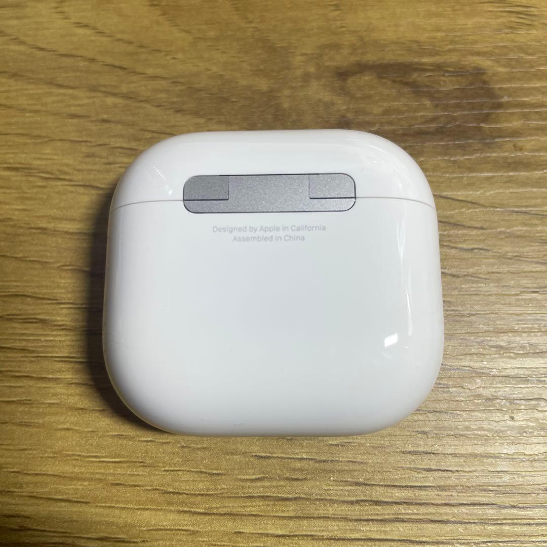 Apple Airpods 第4世代　ANC 受電ケース