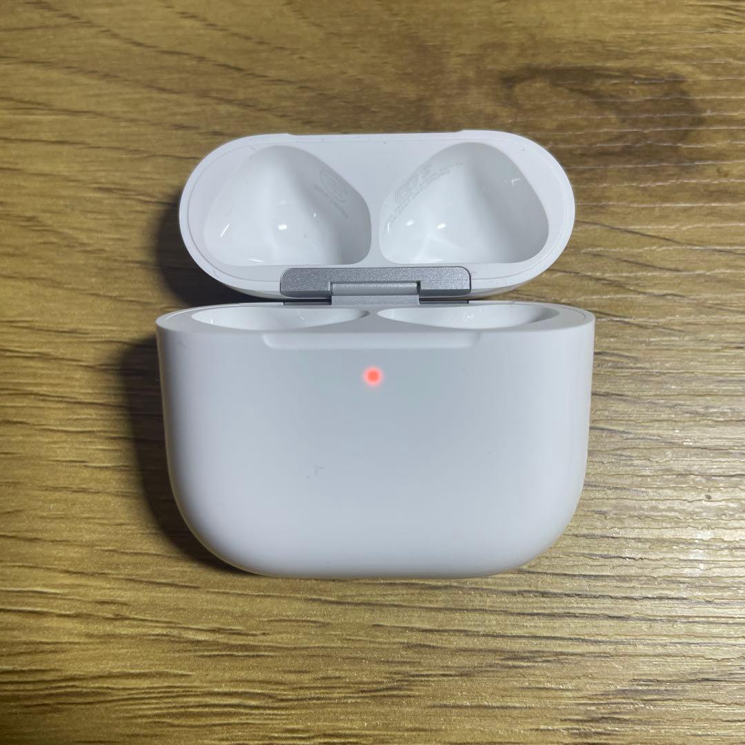 Apple Airpods 第4世代　ANC 受電ケース