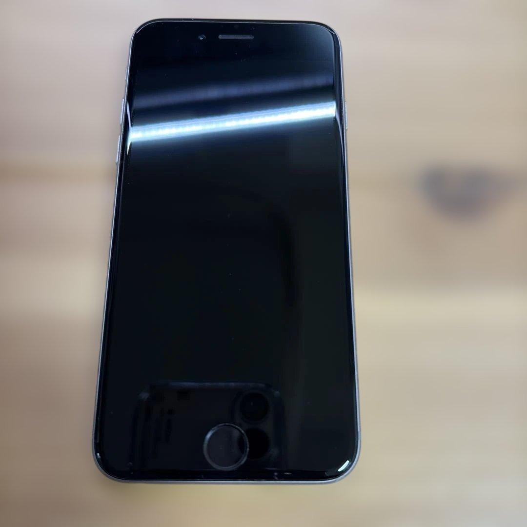 iPhone6 64GBスペースグレイ　MG4F2J/A バッテリー 100%