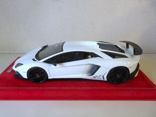 特価 MRコレクション 1/18 ランボルギーニ アヴェンタドール LP750