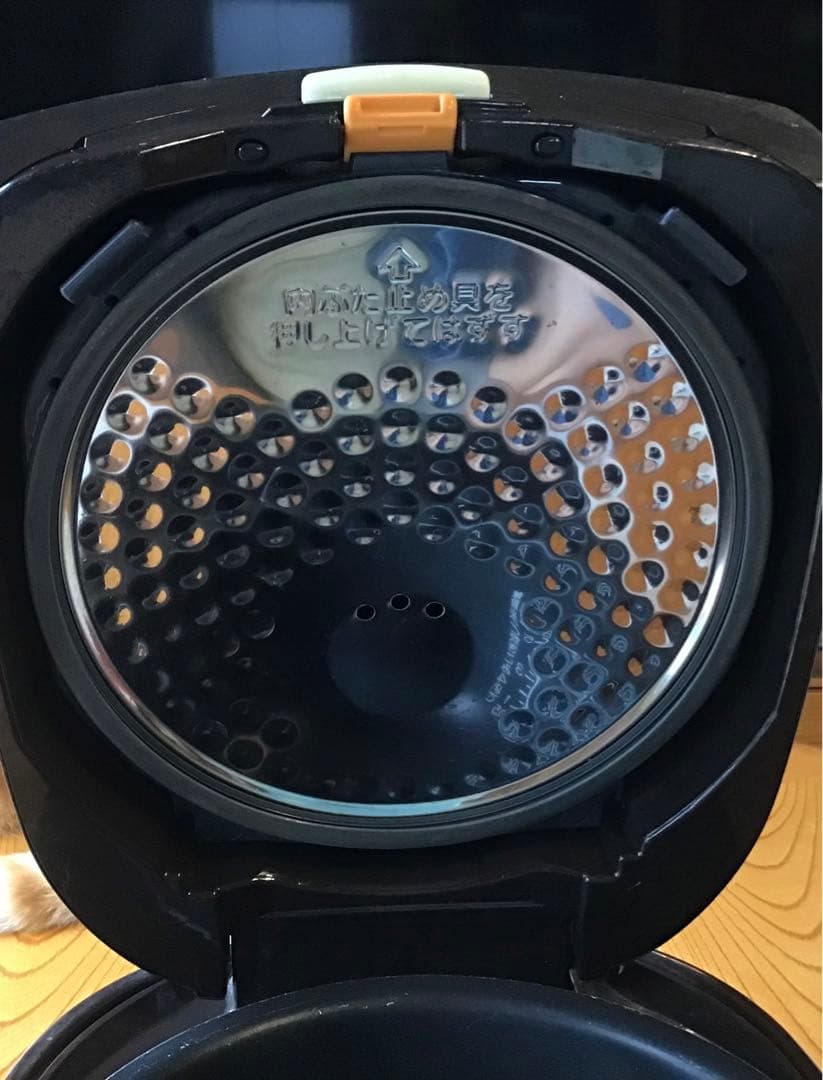 象印 5.5合炊き 圧力IH炊飯器 2021年製 NW-VH10