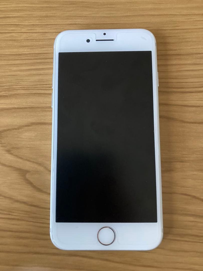 美品 iPhone7 本体 32GB シルバー 79%