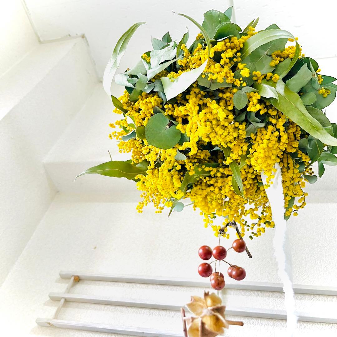 フライングリース　ミモザ　ユーカリ