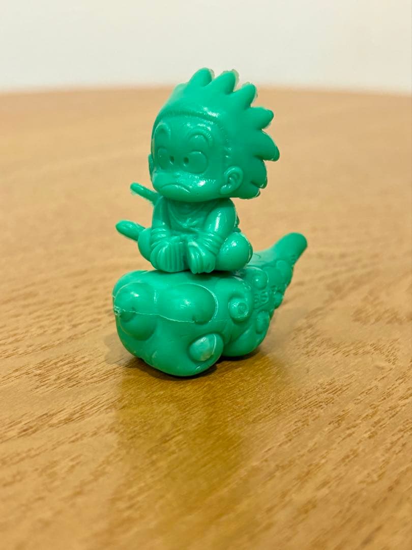 ドラゴンボール　孫悟空　筋斗雲　塩ビフィギュア（消しゴム、ドラ消し）