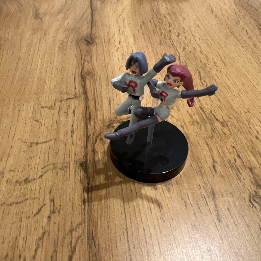 立体ポケモン図鑑SPECIAL04 ミュウと波導の勇者ルカリオ　8種