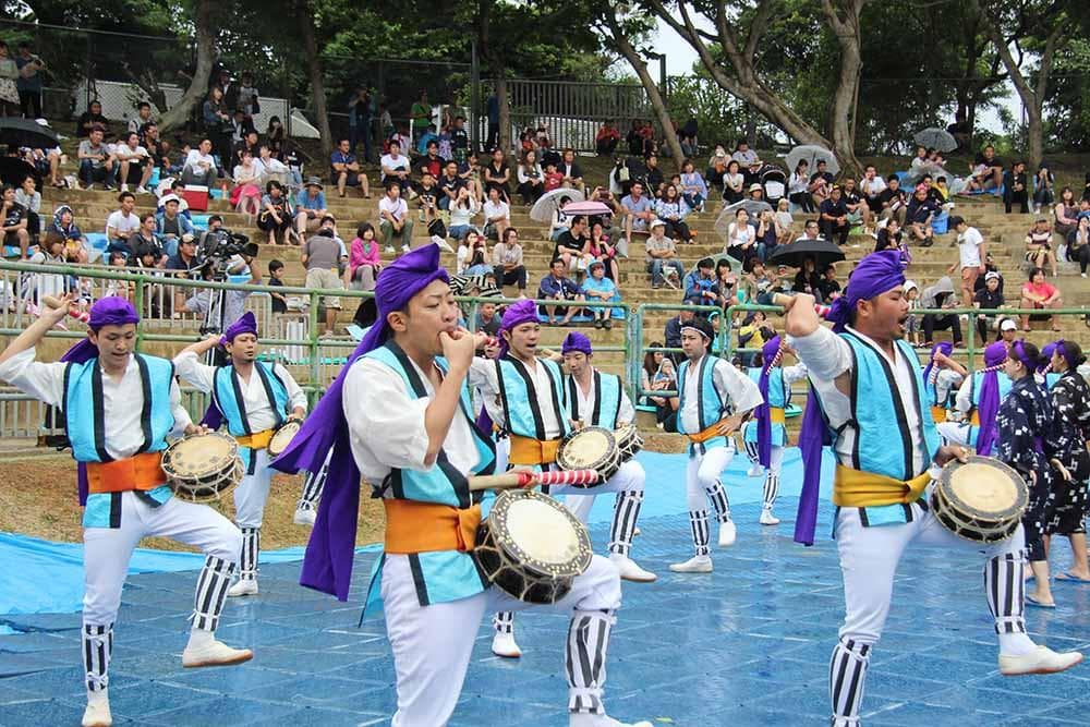 (送料無料)14.980円　Rエイサー締め太鼓25cm 撥付き　跳ねよう