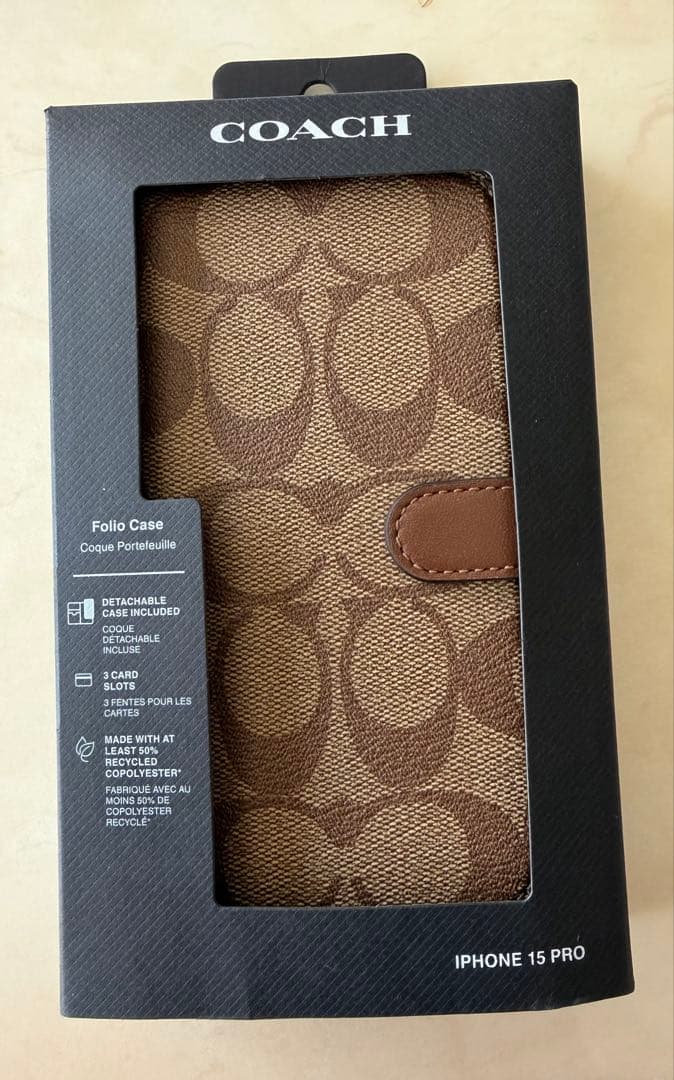 COACH iPhone 15 Pro用フォリオケース