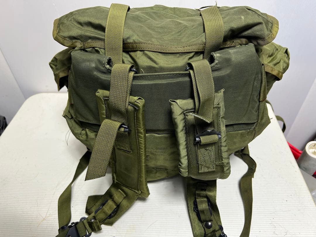 ミリタリーDEAD STOCK アメリカ軍 LC-2 アリスパック Medium