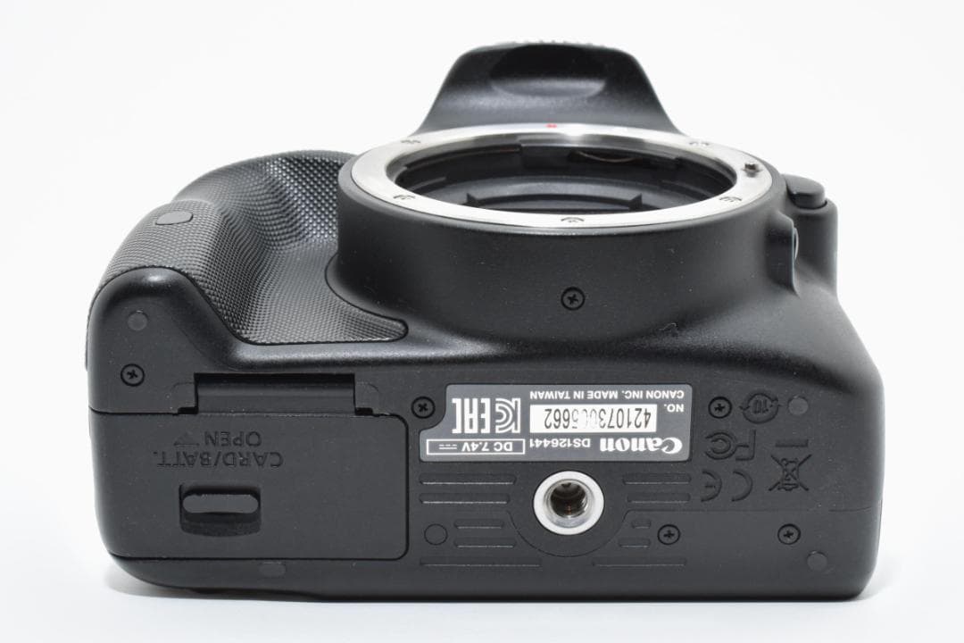美品 キヤノン EOS キス X7 デジタル一眼レフカメラボディ Canon