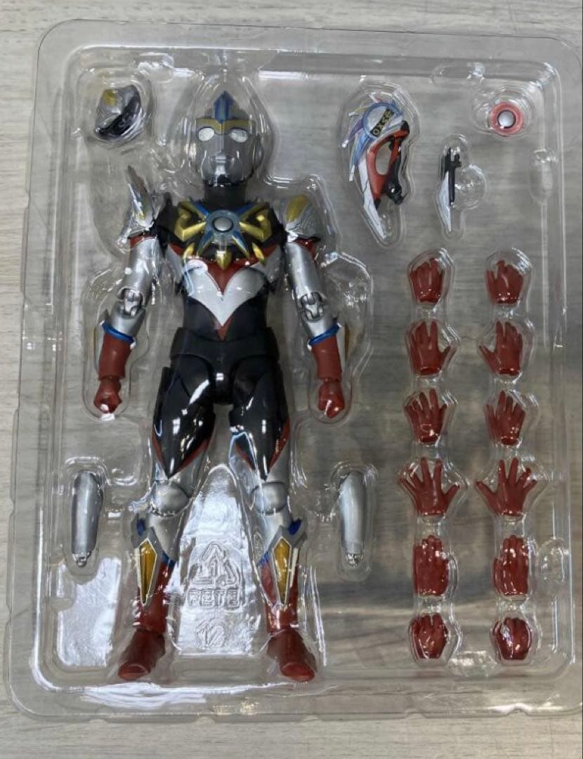S.H.Figuarts ウルトラマンオープオーブトリニティ
