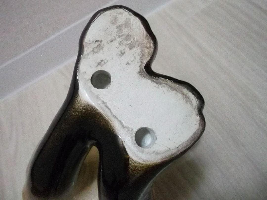 猫　陶器 置物