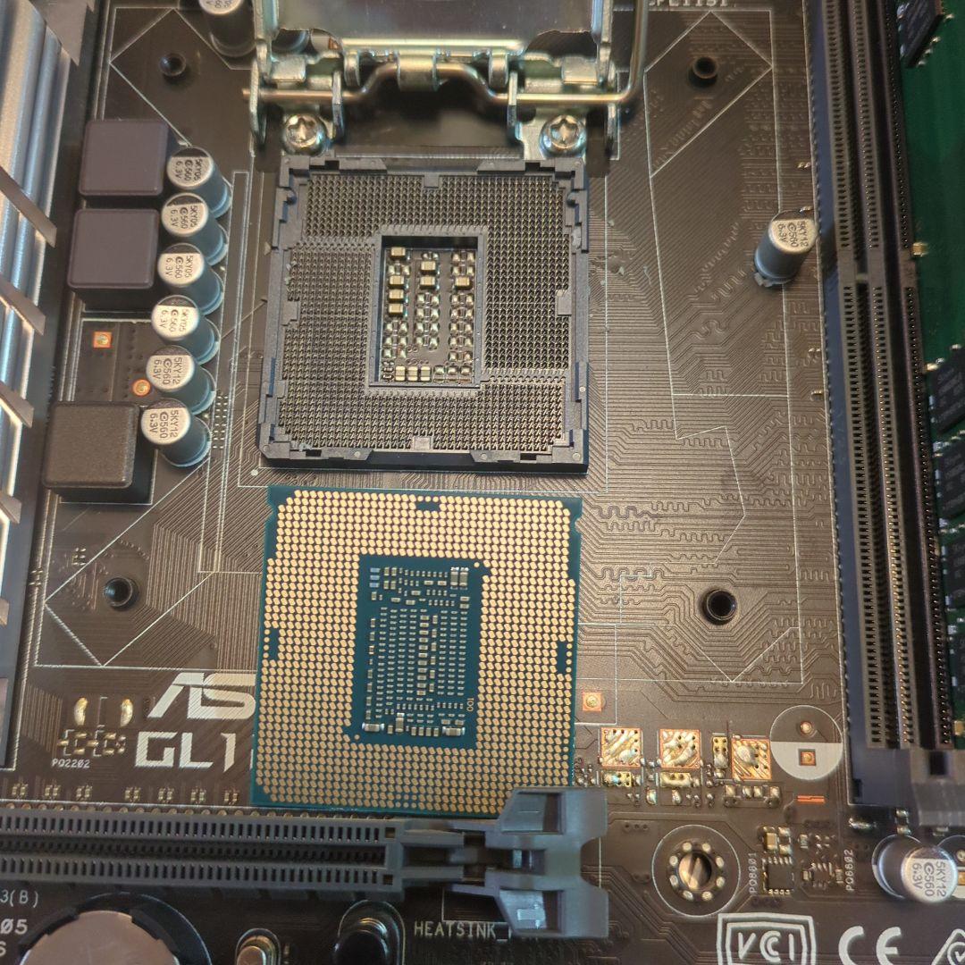 Intel core i7 8700 マザボ ddr4メモリー16gbセット