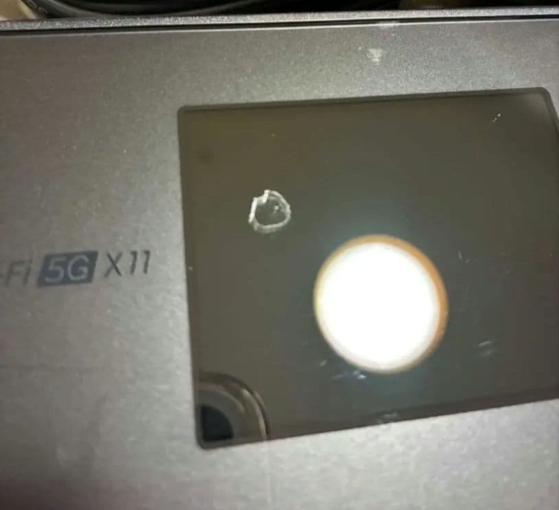 Speed WiFi 5G X11 モバイルルーター