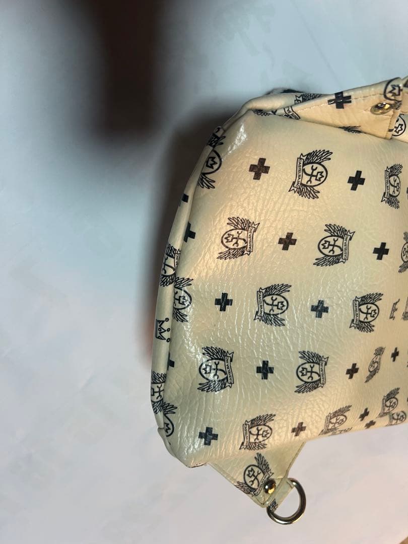 カステル バジャック　ショルダー　ボディ　バック