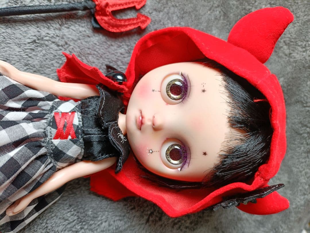 カスタムミディブライス　キュートリトルディー　ブライス　ミディブライス　作家様