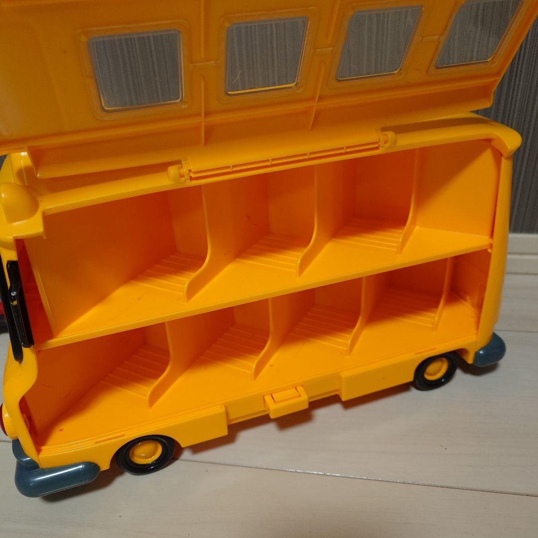 ロボカーポリー　変身変形ロボット　ダイキャスト　ミニカー　スクールビー　収納