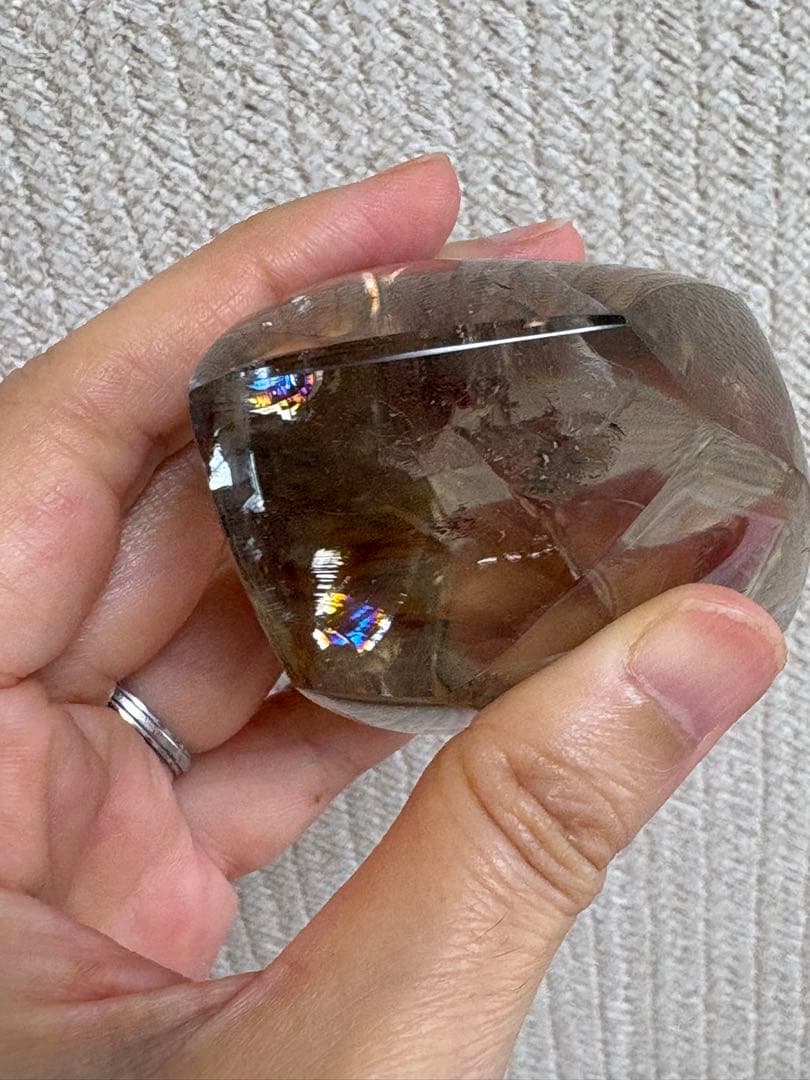 スモーキークォーツ 置物