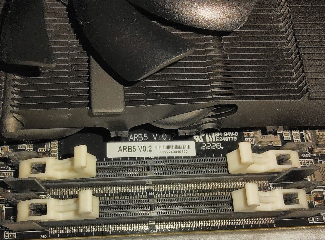 ミニPC elitemini b550 動作未確認 ジャンク 写真の物のみ