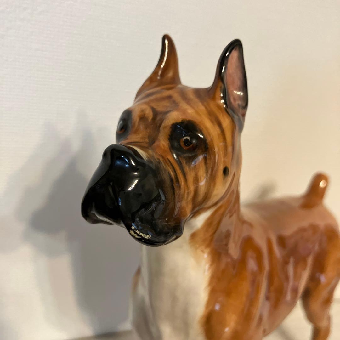 ロイヤルドルトン　ボクサー　陶器　英国製　ビンテージ　フィギュリン　犬