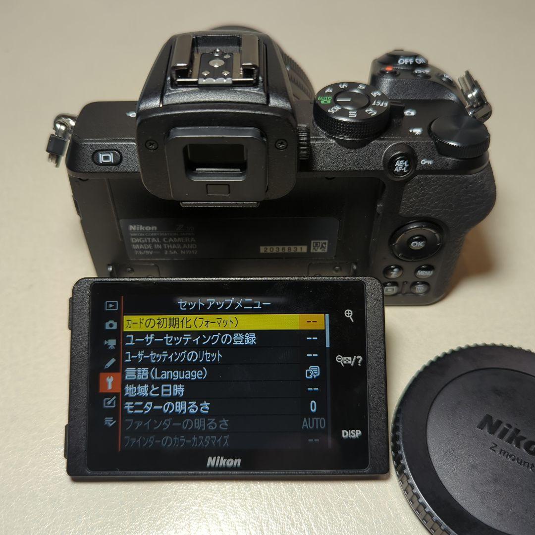 超美品♪　Nikon Z50 16-50 VR レンズと単焦点レンズ