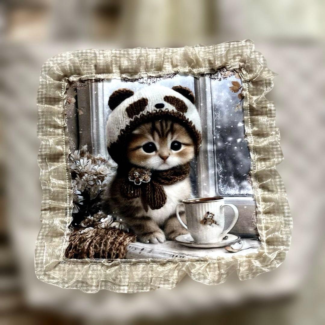 子猫ちゃんパネルのキルティング　マチ広トートバッグ　　　☆ハンドメイド品☆