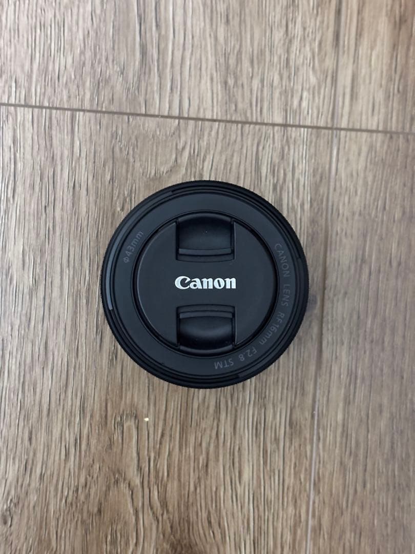 Canon RF 16mm F2.8 STM レンズ